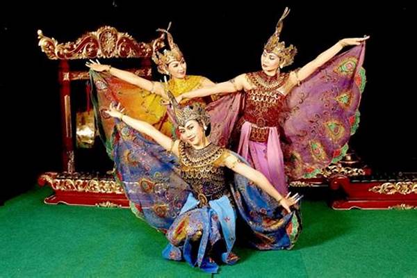 Festival Tari Tradisional Jawa Barat Digelar Di Cirebon