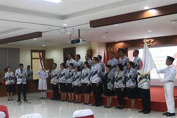 Pgri Cabang Kota Cirebon Resmi Dilantik